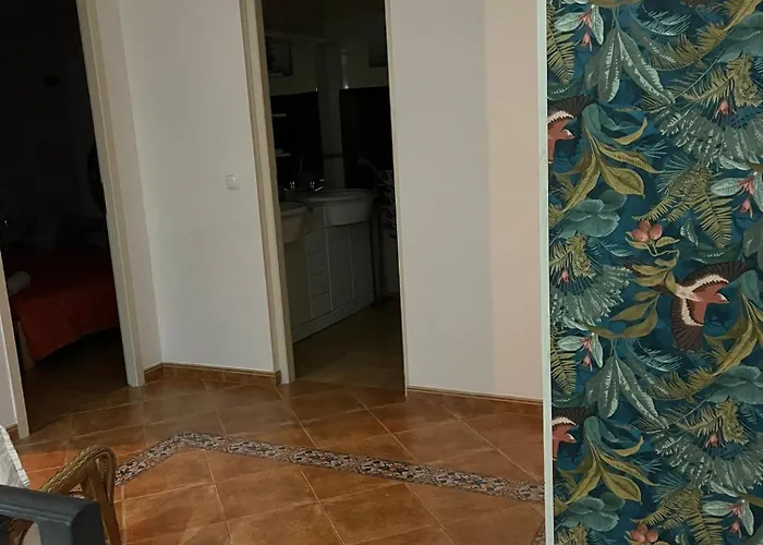 Benedita's House Capinha